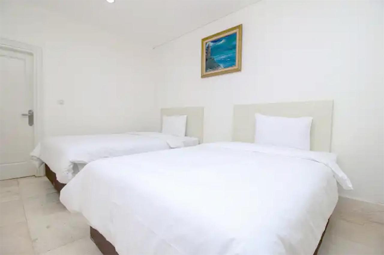 Saffron Suites Syariah Jakarta Exterior foto