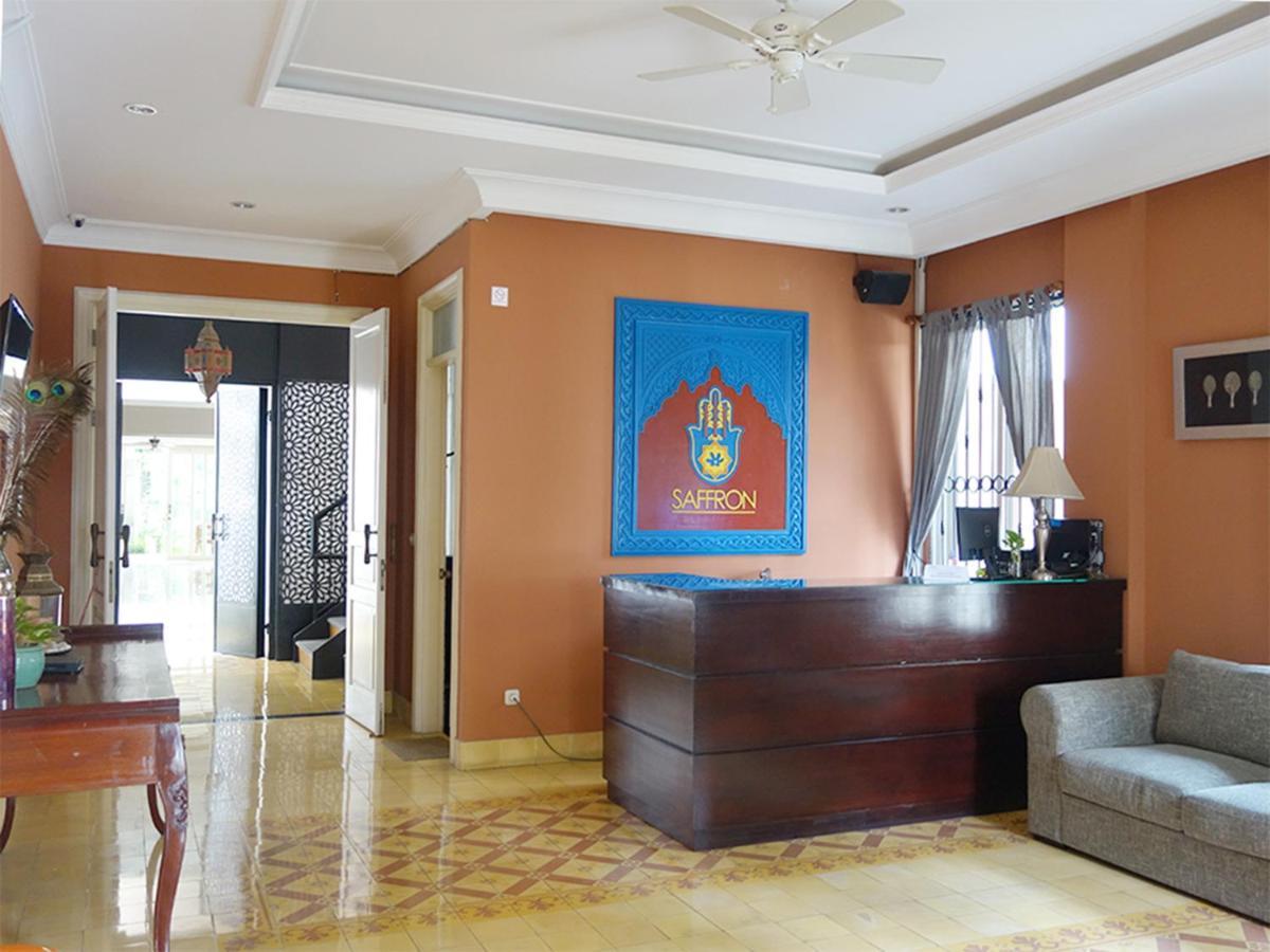 Saffron Suites Syariah Jakarta Exterior foto